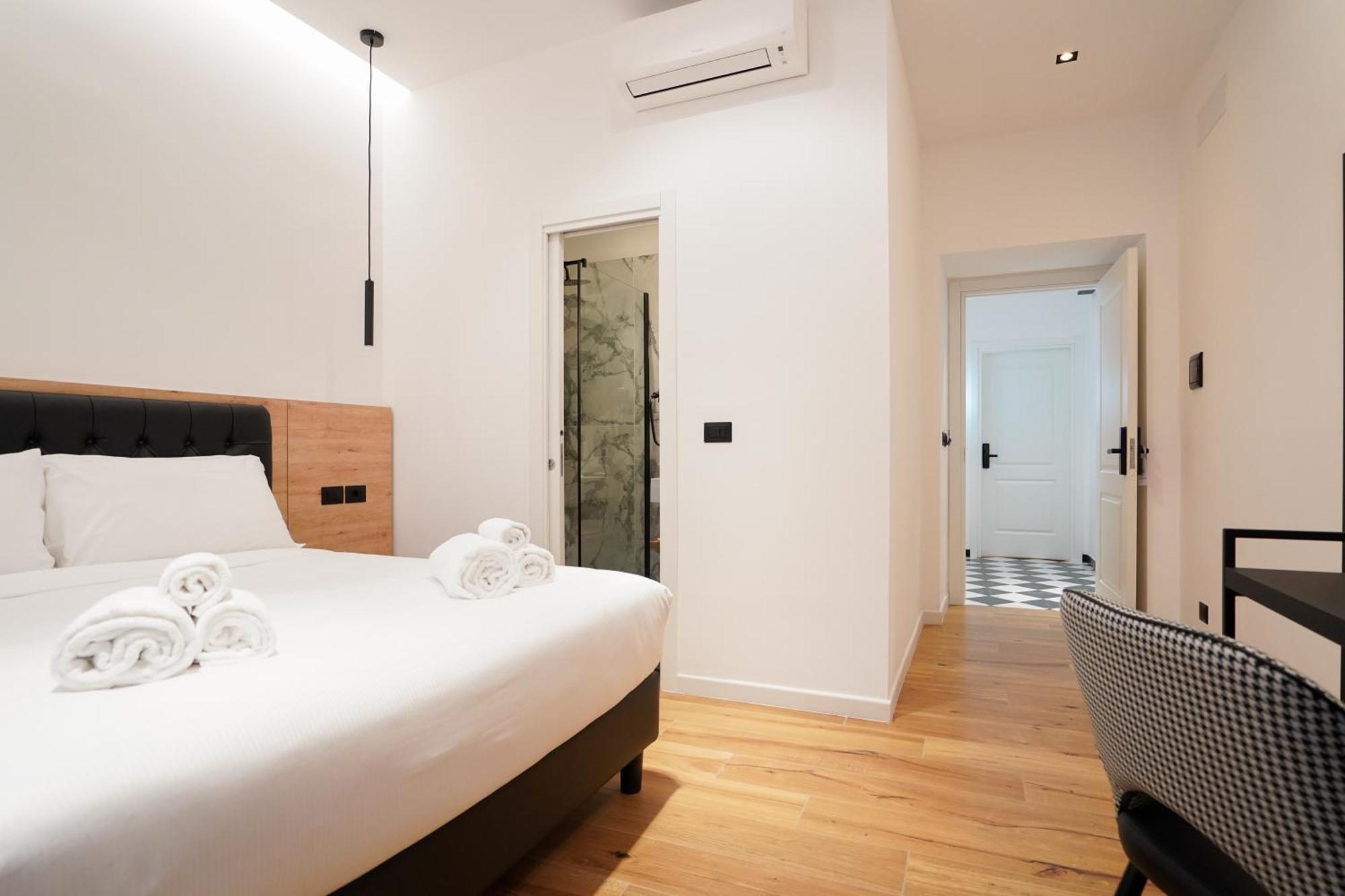 No Man'S Land Guesthouse โรม ภายนอก รูปภาพ