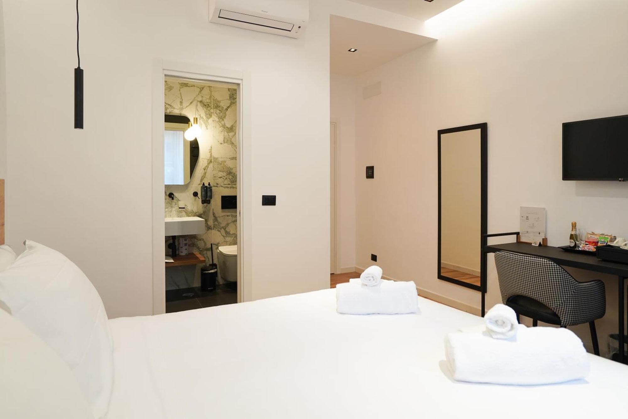 No Man'S Land Guesthouse โรม ภายนอก รูปภาพ