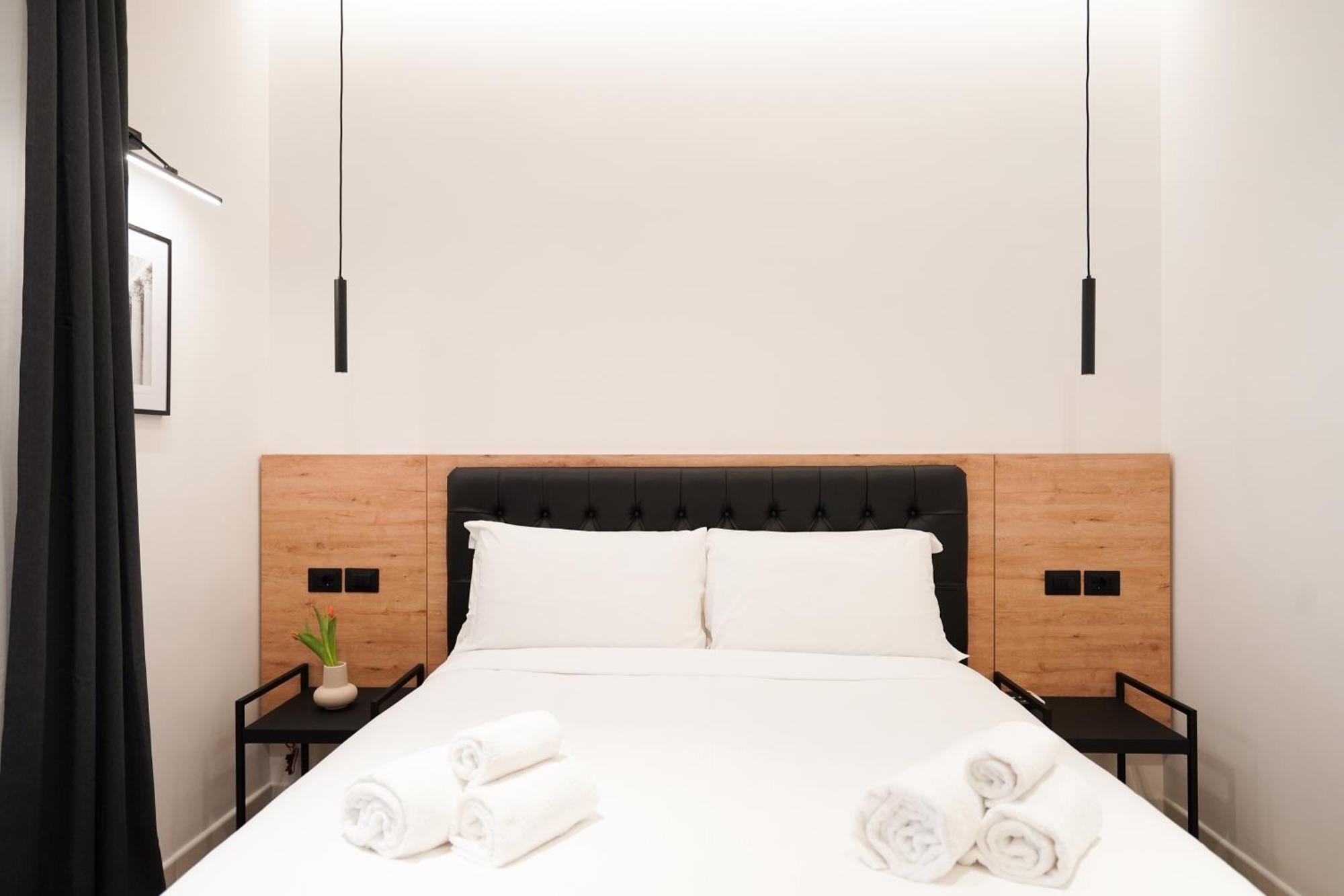 No Man'S Land Guesthouse โรม ภายนอก รูปภาพ