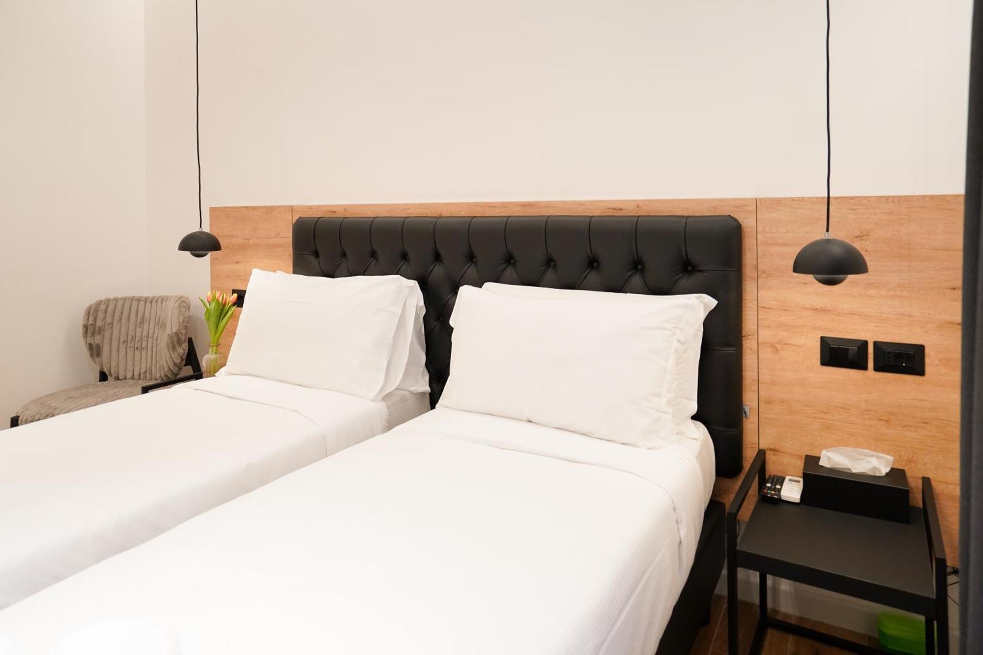 No Man'S Land Guesthouse โรม ห้อง รูปภาพ